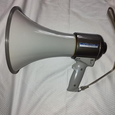 MIDLAND MODEL 13-301 MEGA PHONE