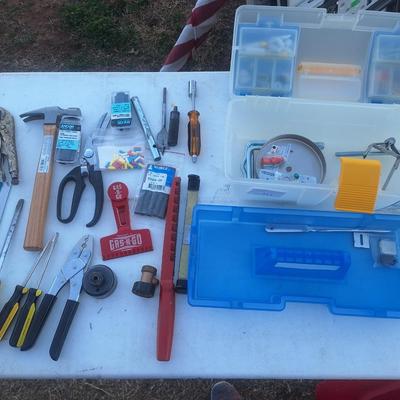 Toolbox and tool bundle