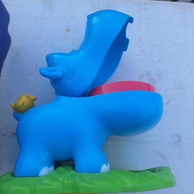 Uh Oh Hippo Munchy memory game