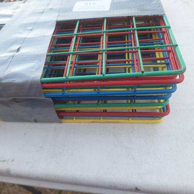 square grid pieces- no corner brackets