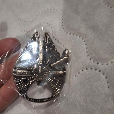 Star wars Millennium Falcon metal bottle opener