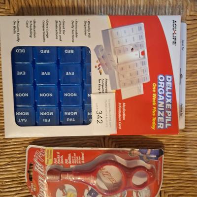 pill organizer and opener tool