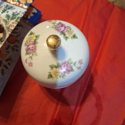 vintage ceramic trinket box with roses