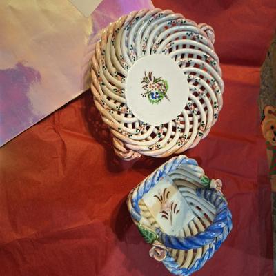 vintage hand painted ceramic lattice trinket dishes made in Spain