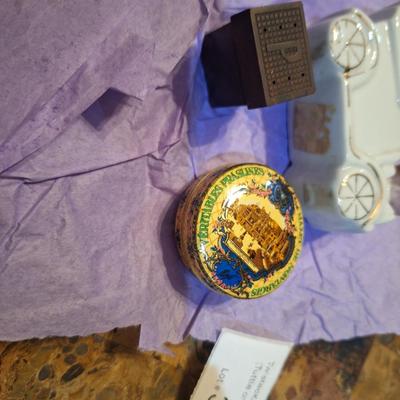 misc. bundle, toothpick holder, salt shaker and tiny tin