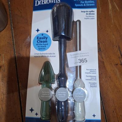 silicone brush set- new in package