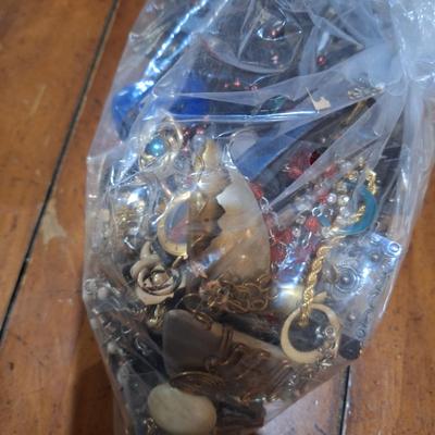 bag of jewelry pieces- broken and mismatched and other