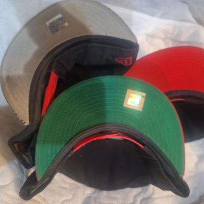 3 Chicago bulls hats