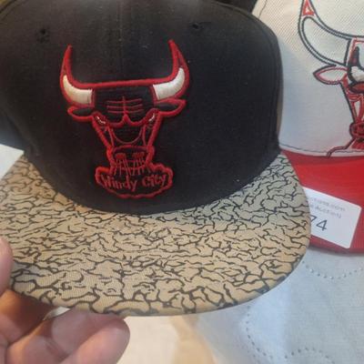 3 Chicago bulls hats