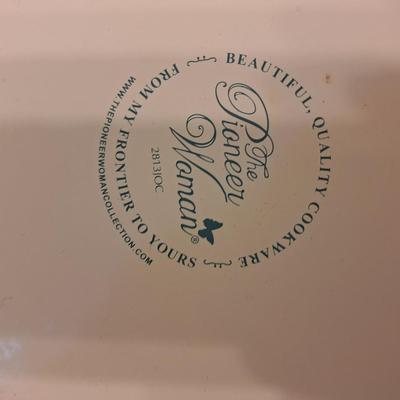 Pioneer woman rose shadow 4 qt Enamel on steel Dutch oven