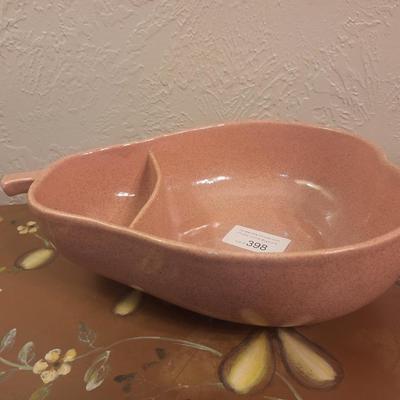 vintage Pfaltzgraff pear shaped divided serving bowl pink speckled finish.