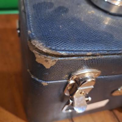 blue vintage train case- young living beauty school