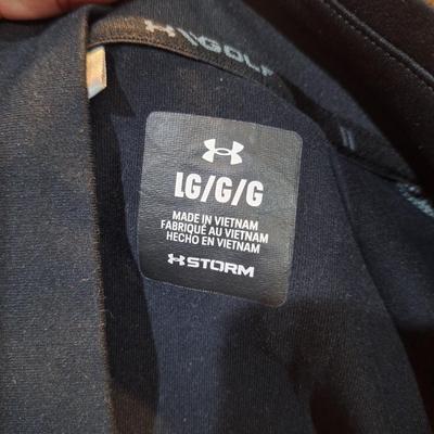Under armour Men's storm midlayer half zip top in gray and black size LG