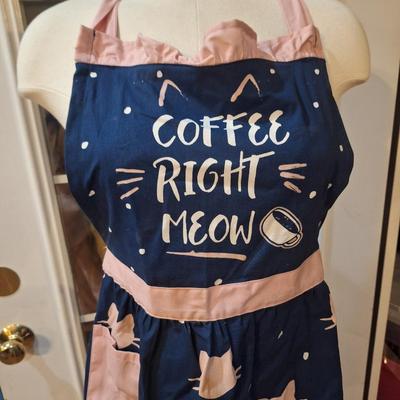 Pantry "Coffee Right Meow" apron 100% cotton, navy and pink