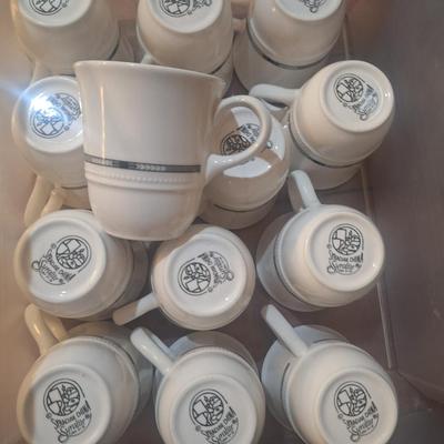 Syracuse China suraline ceramic mugs 13 mugs