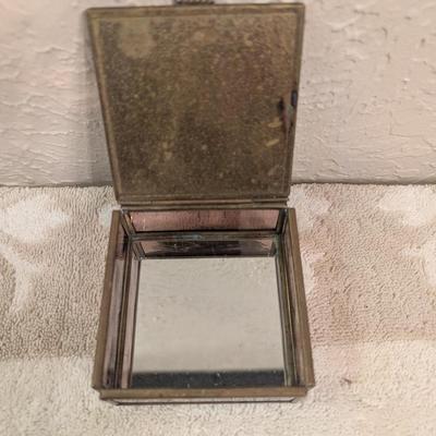 Enecso glass trinket box with tiffany style design