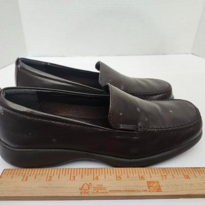 Aerosoles Path Out Loud Brown Leather Slip On Loafers Womens Size 7 1/2 B With Box