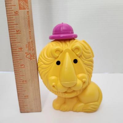 Avon Lovable Leo Childrens Shampoo Lion Bottle With Original Box Vintage Avon Collectible