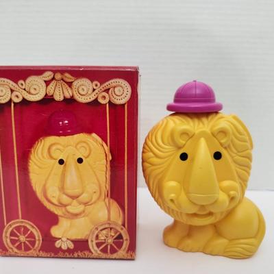 Avon Lovable Leo Childrens Shampoo Lion Bottle With Original Box Vintage Avon Collectible