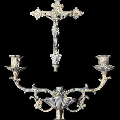 Sale Photo Thumbnail #346: Used by Catholic priests for last rites. This tests bronze with the Niton XRF precious metals analyzer. It is believed to be intact. Measurement: 11.5”L x 9”W. [SR]