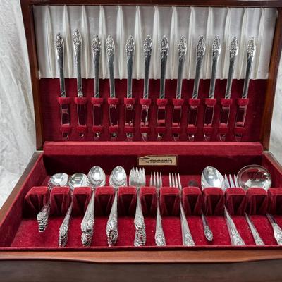 Sale Photo Thumbnail #47: Oneida Community Evening Star 77 piece set with serving pieces in good condition.  Very heavy with storage box , can be shipped.