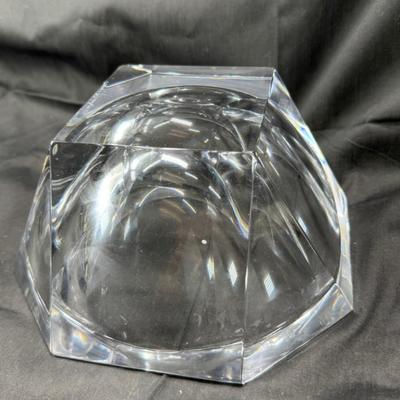 Sale Photo Thumbnail #72: Absolutely stunning Swedish crystal bowl signed and numbered by artist Lars Hellsten for Orrefors Crystal.  Large bowl could be used as a centerpiece or accent bowl.  Heavy lead crystal with deep cuts catches the light and shines perfectly.  It is elegant