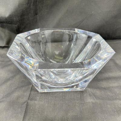 Sale Photo Thumbnail #69: Absolutely stunning Swedish crystal bowl signed and numbered by artist Lars Hellsten for Orrefors Crystal.  Large bowl could be used as a centerpiece or accent bowl.  Heavy lead crystal with deep cuts catches the light and shines perfectly.  It is elegant