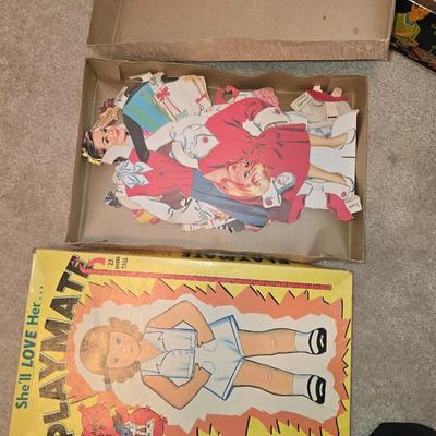 Vintage paper dolls