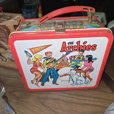 Vintage lunchbox