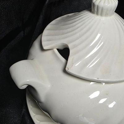 Vintage Himark Japan White Swirl Ceramic Soup Tureen with Lid & Underplate