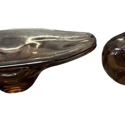 Sale Photo Thumbnail #499: Believed to be Czech. Includes an ashtray, and a footed bowl. Total of two pieces. No obvious chips or cracks. Measurement of largest: 10.5”W. [RE]