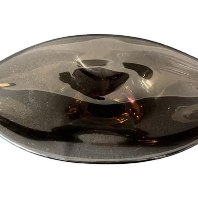 Sale Photo Thumbnail #500: Believed to be Czech. Includes an ashtray, and a footed bowl. Total of two pieces. No obvious chips or cracks. Measurement of largest: 10.5”W. [RE]