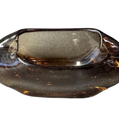 Sale Photo Thumbnail #501: Believed to be Czech. Includes an ashtray, and a footed bowl. Total of two pieces. No obvious chips or cracks. Measurement of largest: 10.5”W. [RE]