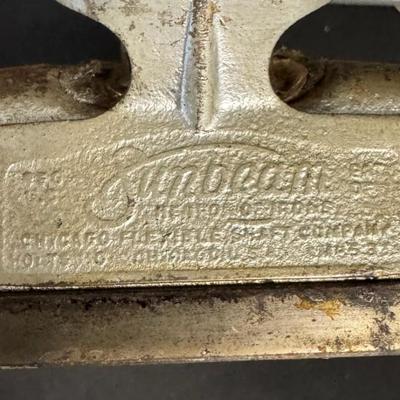 Sale Photo Thumbnail #532: In the original metal box. Not tested. [LI]