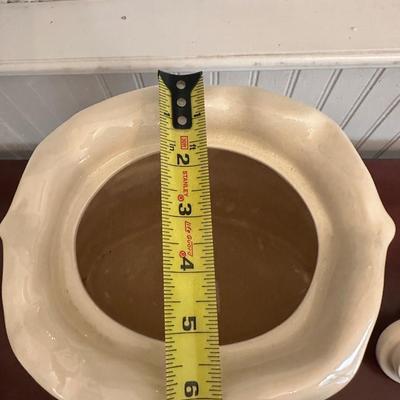 Henry’s Staffordshire England Ceramic Potato Keeper with Lid