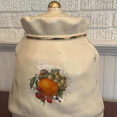 Henry’s Staffordshire England Ceramic Potato Keeper with Lid