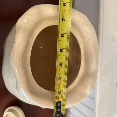 Henry’s Staffordshire England Ceramic Potato Keeper with Lid