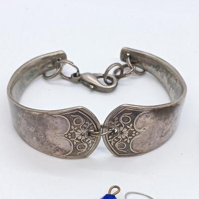 LOT 154: Vintage Silver-Tone Costume Jewelry