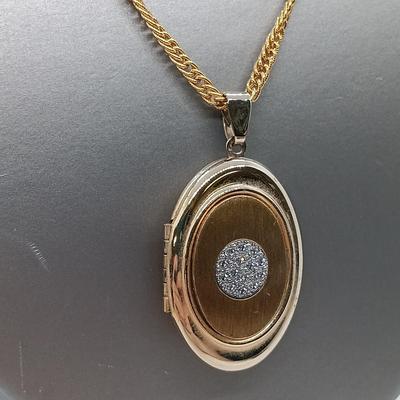 LOT 155: Vintage Costume Jewelry