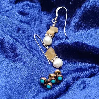 LOT 155: Vintage Costume Jewelry