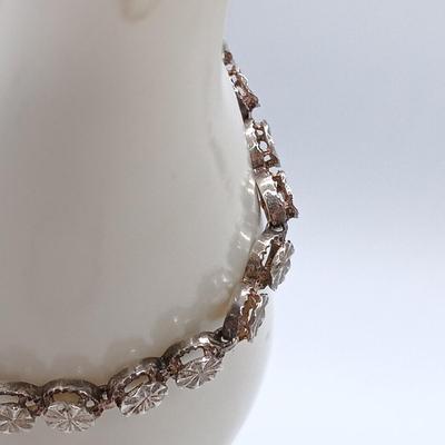 Sale Photo Thumbnail #439