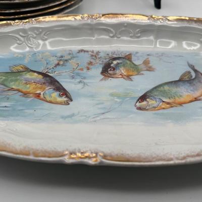 Vintage Victoria Carlsbad Austrian Porcelain Fish Plates & Platter