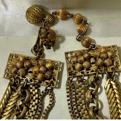 Vtg 50 Miriam Haskell signed Gold strand Necklace