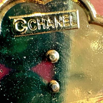Vtg Authentic Signed CHANEL PARIS Necklace Brooch/Emblem