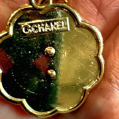 Vtg Authentic Signed CHANEL PARIS Necklace Brooch/Emblem