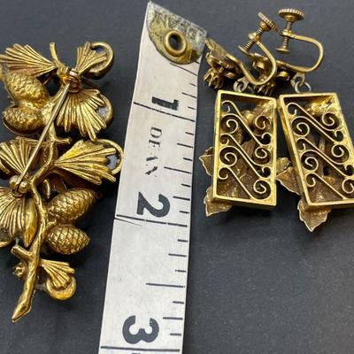 Mid century brooch and clip on earrings