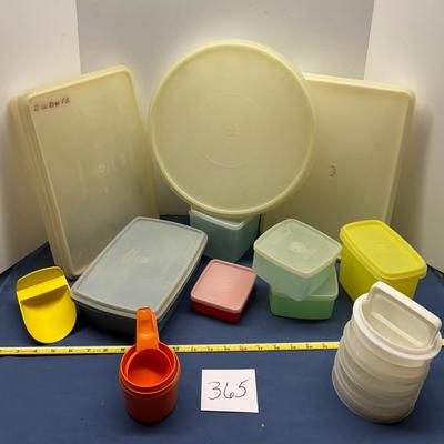 Tupperware Lot