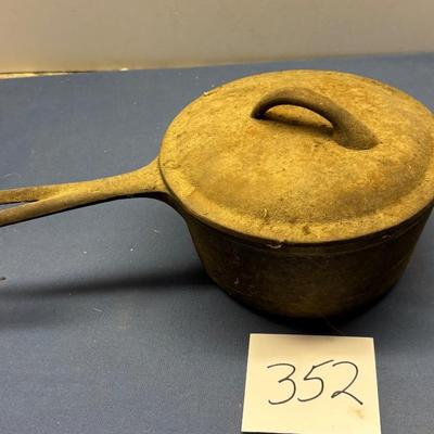 Cast Iron 2 Quart Sauce Pot