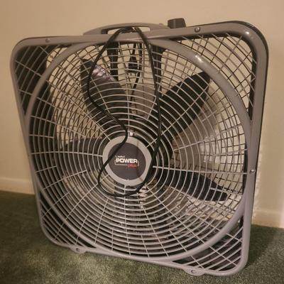 Box fan