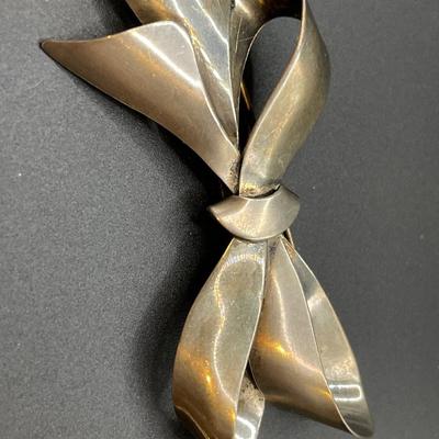 Flora Danica Sterling leaf pin & sterling bow pin